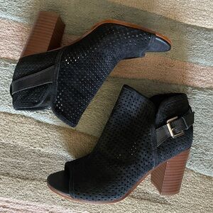 Sam Edelman Black Suede Peep Toe Booties Size 5